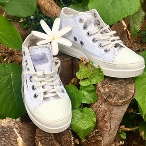 💥Ruco Line Women White Sneakers 💥